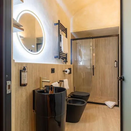 Trastevere Urbes Collection *