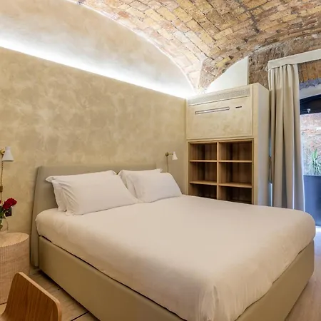 Trastevere Urbes Collection Rome